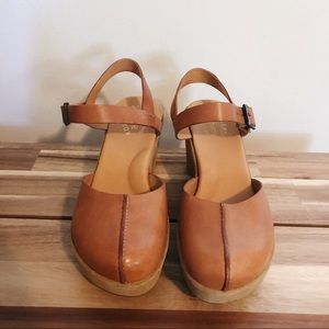 Kork Ease platform clogs